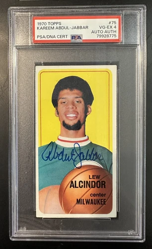 Kareem Abdul Jabbar Signed 1970 Topps (Lew Alcindor) PSA 4 Auto Authentic #75