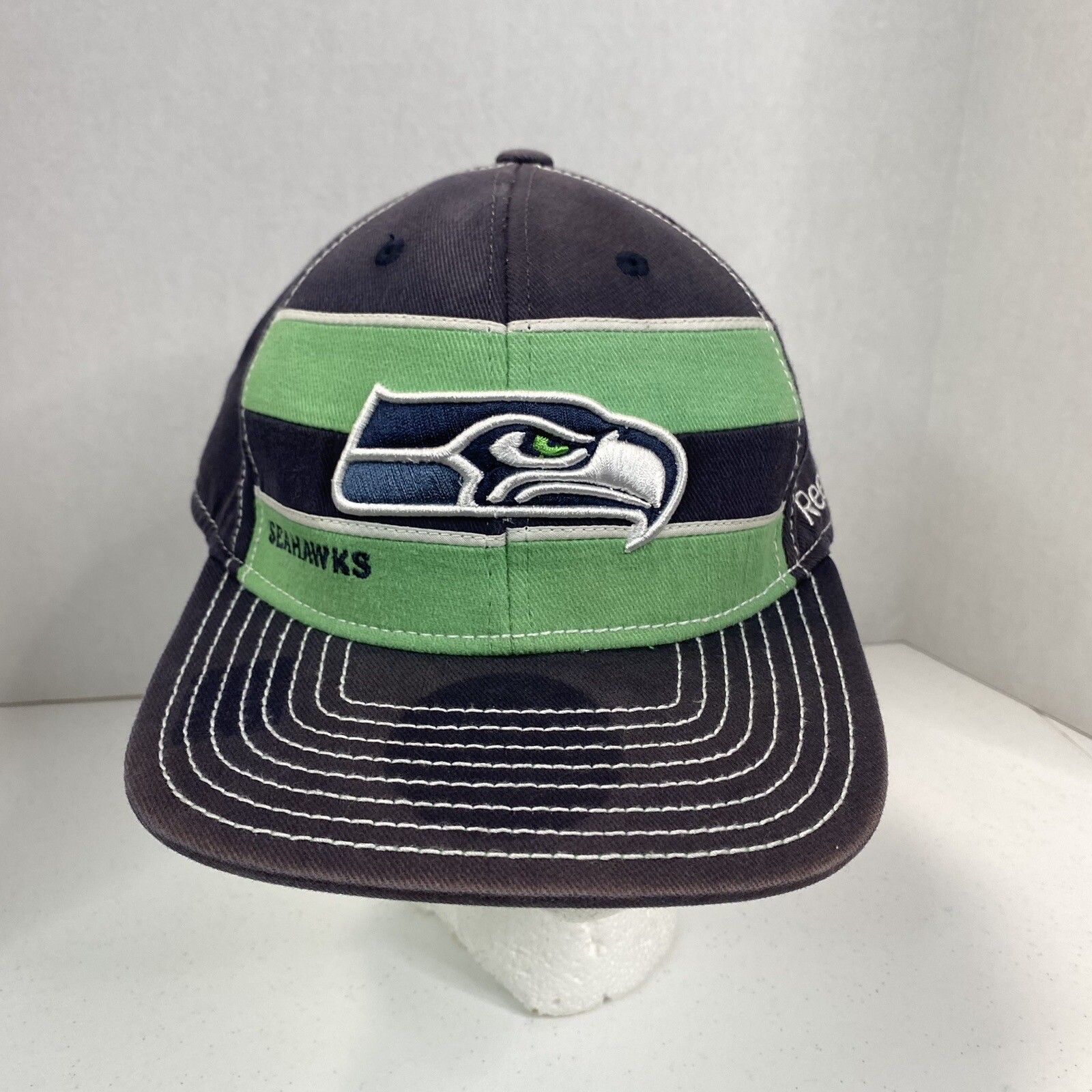Reebok Seahawks Fitted Gray NFL Baseball Cap for Adults S/M Size