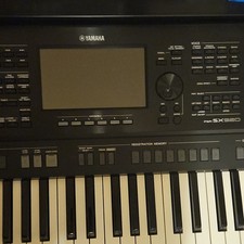 Yamaha PSR-SX920 61-Key Electronic Keyboard WITH ORIGINAL BOX INCLUDES MANUAL 