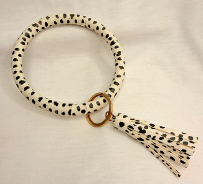 Leopard White/Black Leather Tassel Key Ring Bracelet Easy To Find #1080