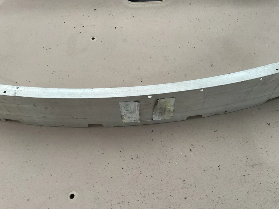 Barra de impacto de parachoques delantero genuino GM 22865574 Buick Laccrose 2011 OEM Foto 4 de 4