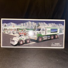 2008 HESS Toy Truck  Front Loader New In Box