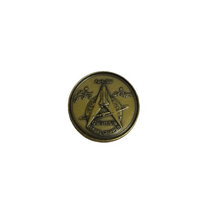 Columbia space shuttle commemorative medallion John Young Bob Crippin 1981 NASA