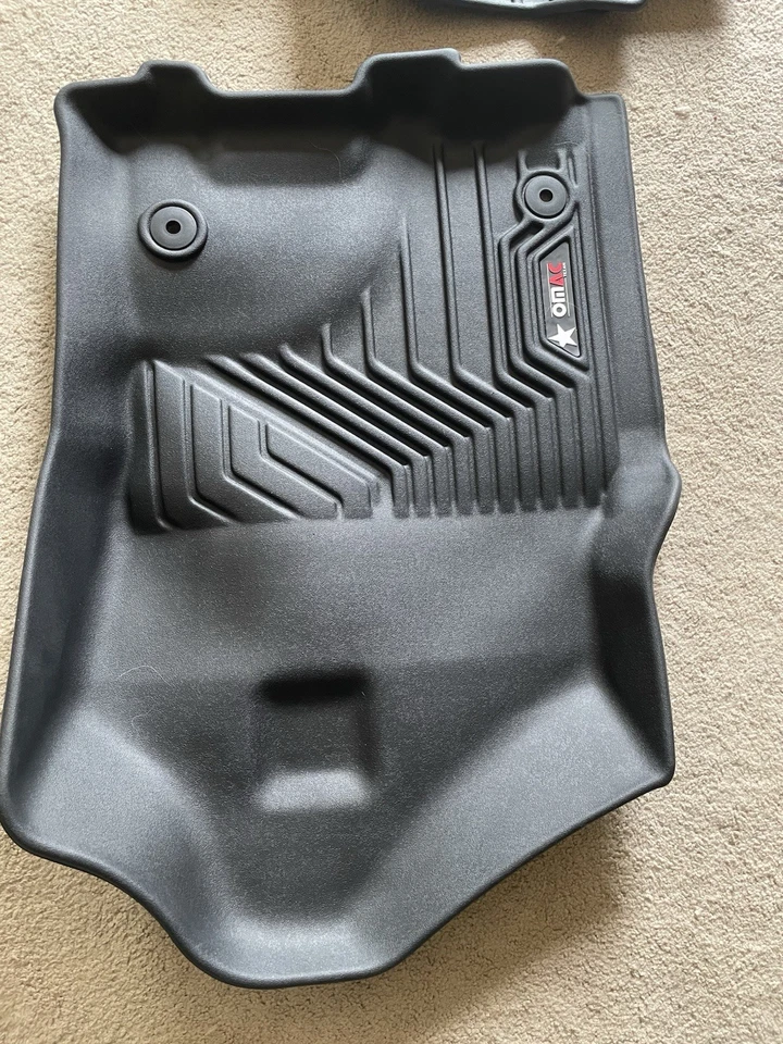 Alfombrillas personalizadas Dodge Ram V 1500 Limited 2019-2023 doble cabina para todo tipo de clima Texan Foto 3 de 4