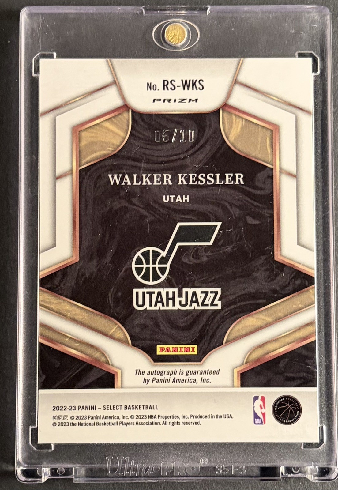 2022 Walker Kessler Auto 6/10 RC Utah Jazz Lakers Rookie Select Prizm Gold view 2