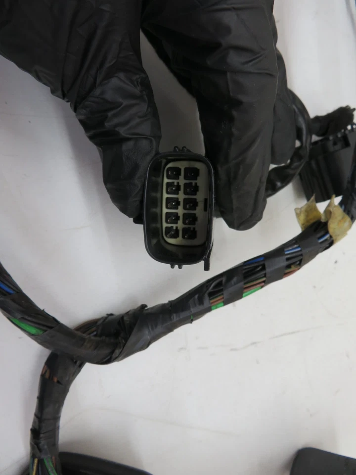 FORD S MAX DRIVER FRONT DOOR WIRING LOOM KEYLESS AG9T-14A584AKB 2010-2014 1865-5 - Image 3 of 4