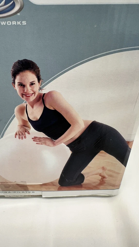 Bola corporal Athletic Works 65cm exercício ioga para treinamento - Branca nova - Imagem 3 de 4