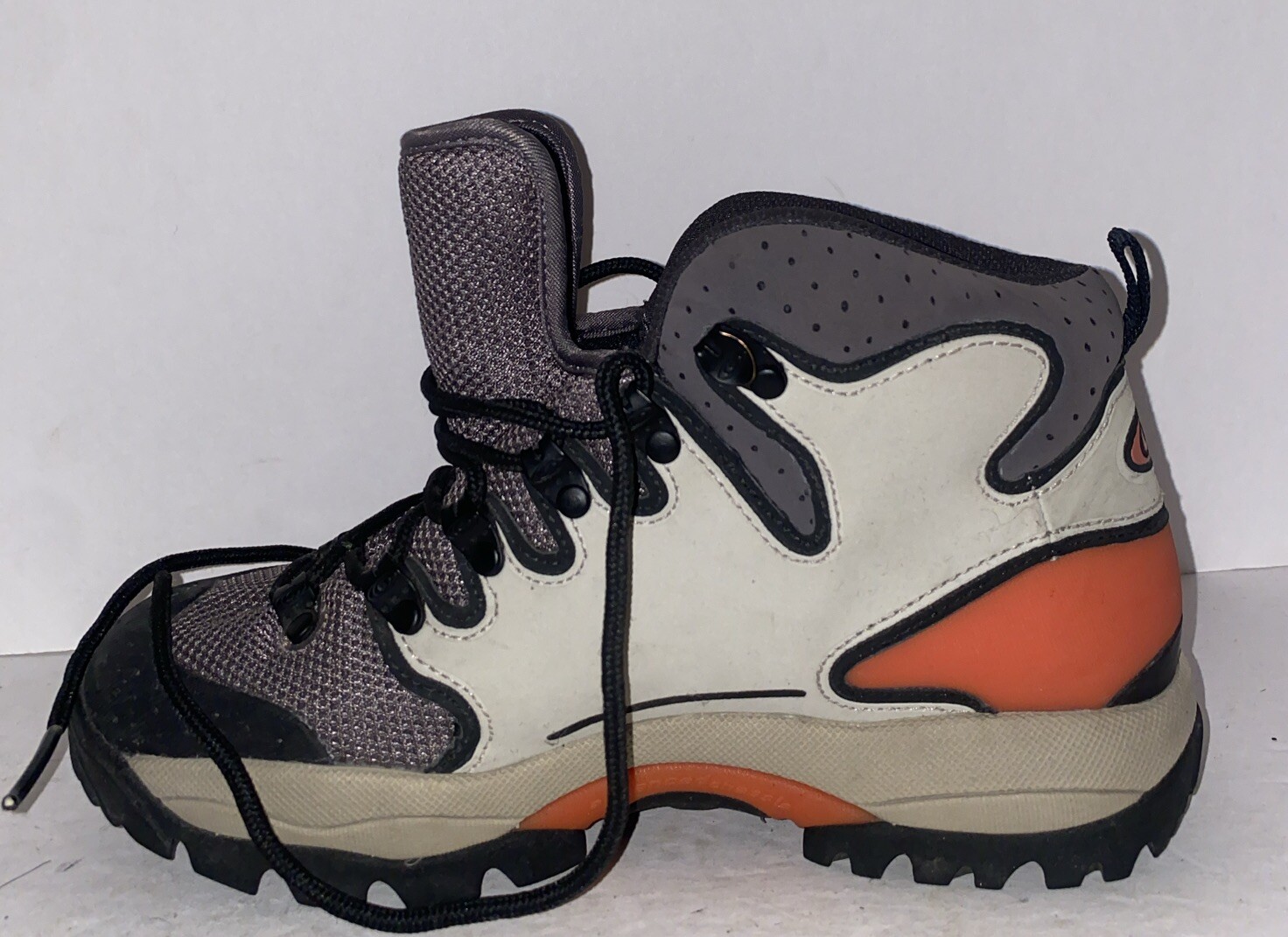 Stivali da trekking da donna vintage Salomon beige taglia 6 arancioni.