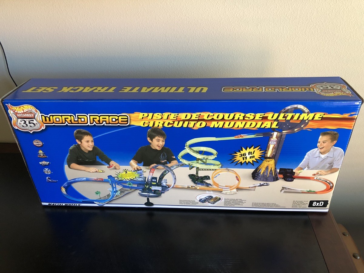Hot Wheels Highway 35 World Race Ultimate Track Set Sealed!! NIB