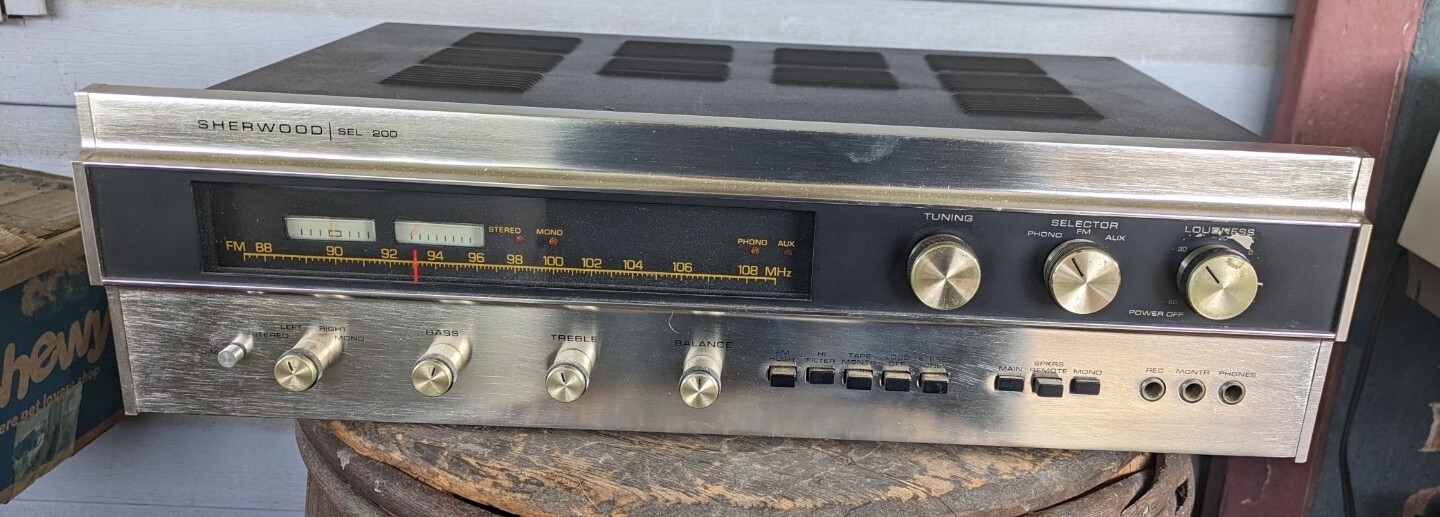 Sherwood SEL 200 Stereo Receiver