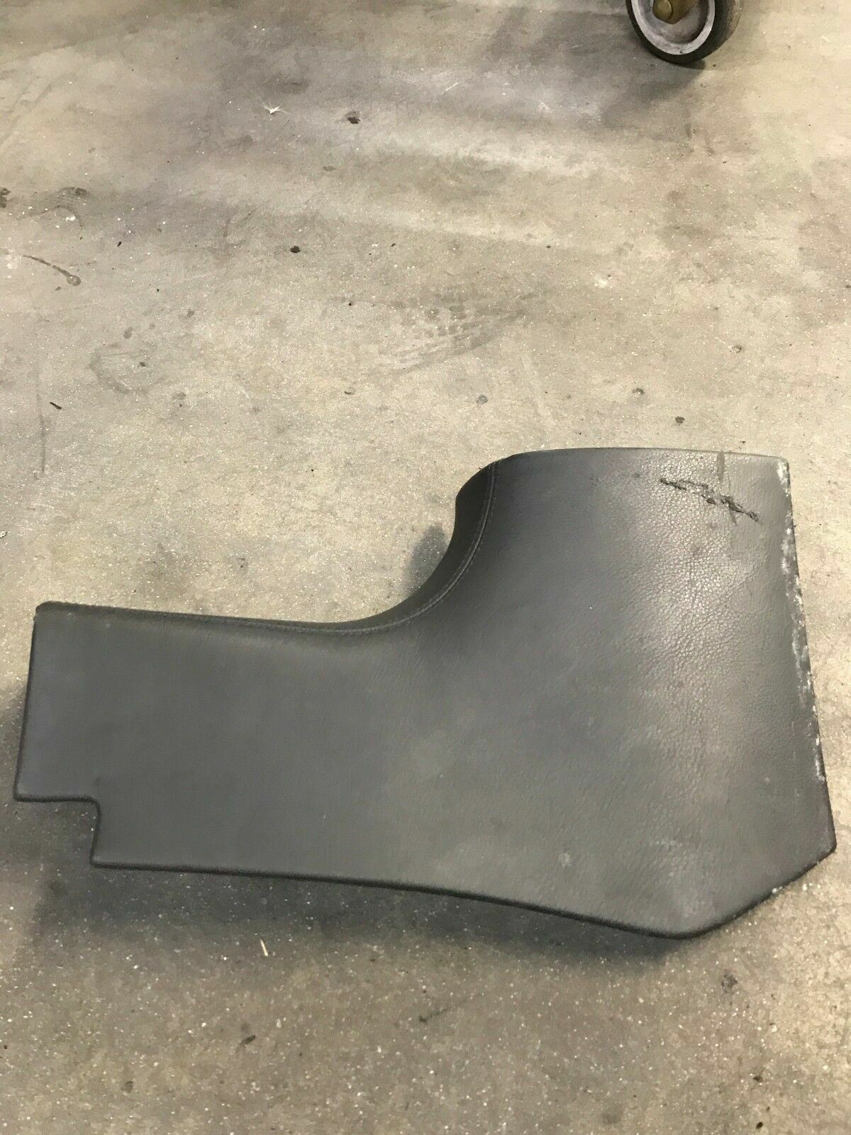LAMBORGHINI GALLARDO PASSENGER RIGHT RH SIDE SILL COVER OEM 401854888E
