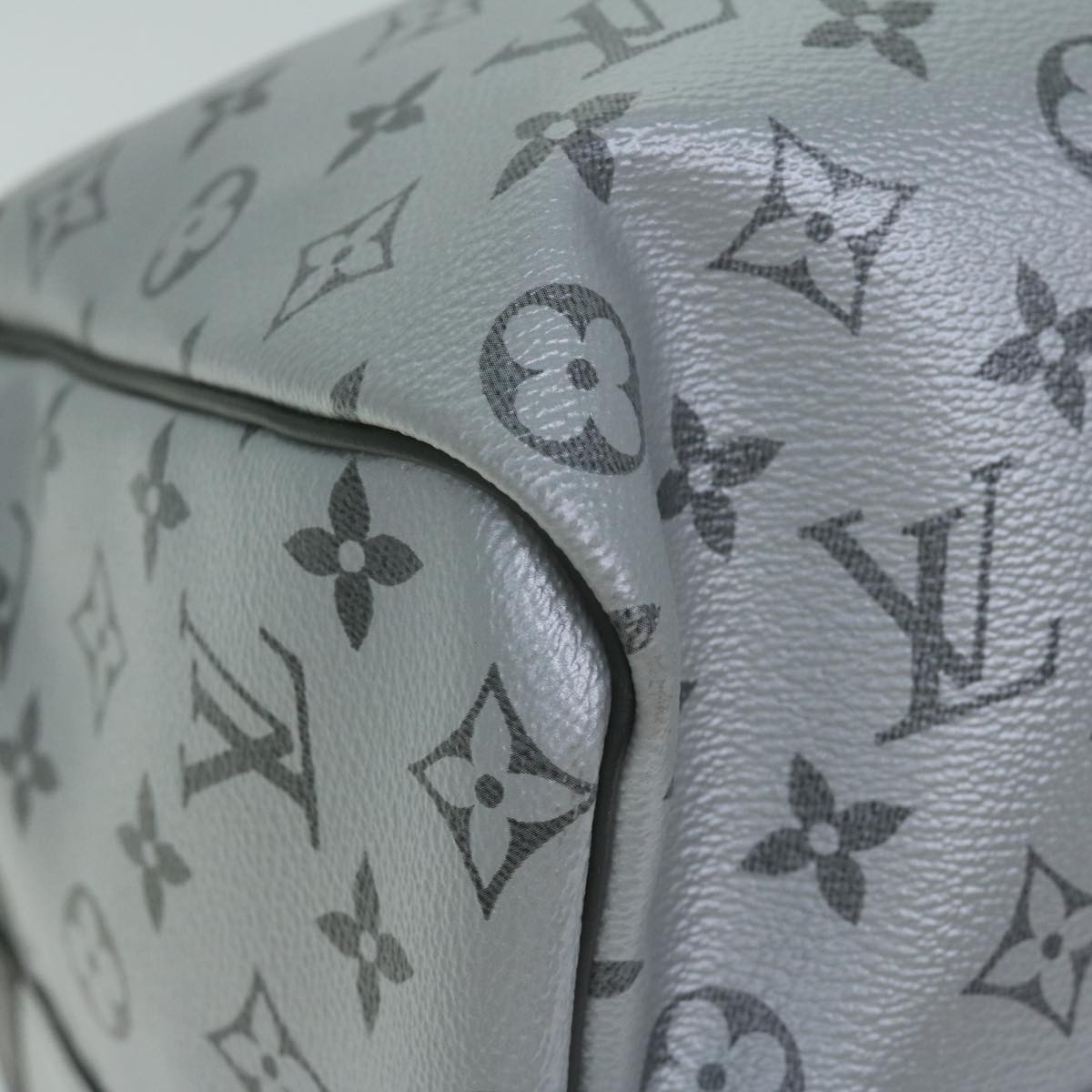 LOUIS VUITTON Eclipse Split Keepall Bandouliere 5… - image 15