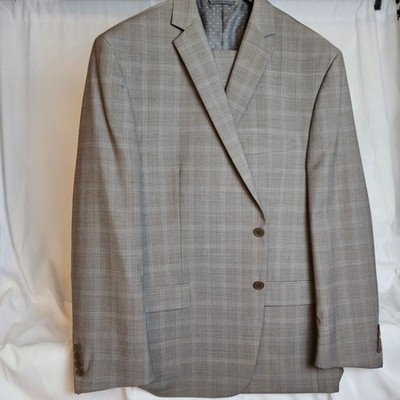 Men's Elegant Gray Plaid Suit