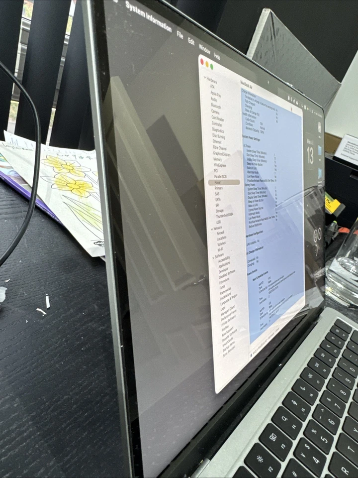 Apple MacBook Air 13" M4 · 16GB · 1TB, photo 3 of 5
