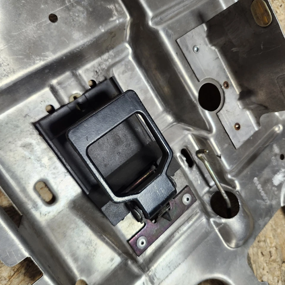 ✅ Puerta izquierda Aluminio Panel Interior Estructura Placa Soporte Manija Bisel 94-96 DEFECTUOSO Foto 4 de 4