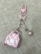 Hello Kitty Secret Charm Quilted Bag Pink 14 Sanrio Charms