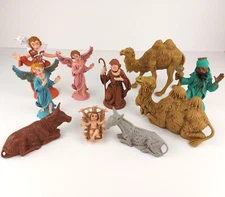 Vintage Nativity Scene Made in Italy Baby Jesus Joseph, Camels  Angels 10 pieces