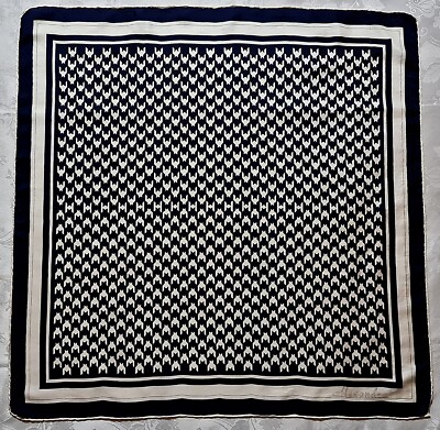 SCARF  VINTAGE AUTHENTIC ALEXANDRA LOGO PLAID ART BLUE WHITE SILK 30'' SQUARE
