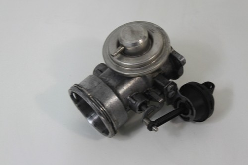 VW Passat 3BG Drosselklappe Ansaugklappe 038131501AA