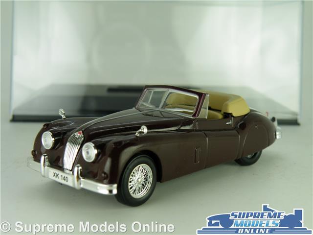JAGUAR XK140 MODEL CAR MAROON XK 140 CONVERTIBLE 1:43 SCALE IXO + DISPLAY CASE K