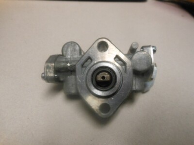 NOS Kawasaki Oil Pump Assembly 71-75 F7 16082-048 | eBay