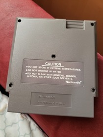 Pistola Wild Gunman Nintendo NES CIB Completa Hangtab 5 Tornillos Caja Negra NTSC Atari