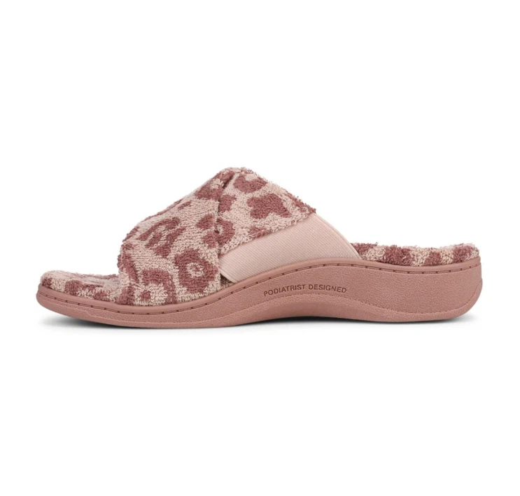 [PRECIO ESPECIAL] Zapatillas Vionic Relax II para Mujer, Terry Leopardo Rosa (Auténticas) Foto 3 de 4