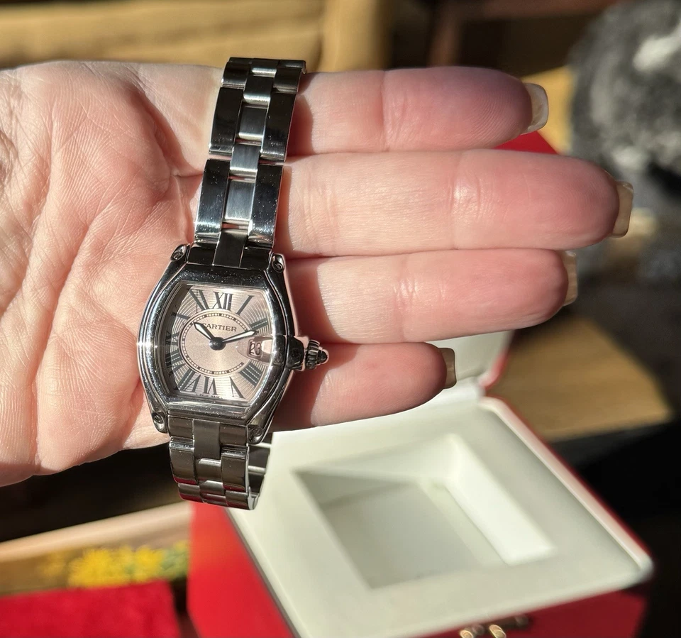Reloj de cuarzo Cartier Roadster acero inoxidable esfera rosa damas en caja CERTIFICADO Foto 2 de 4