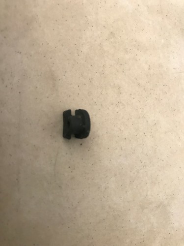 Lot 209-5 1983 Honda ATC70 Neutral Switch Wire Grommet - Imagen 2 de 4