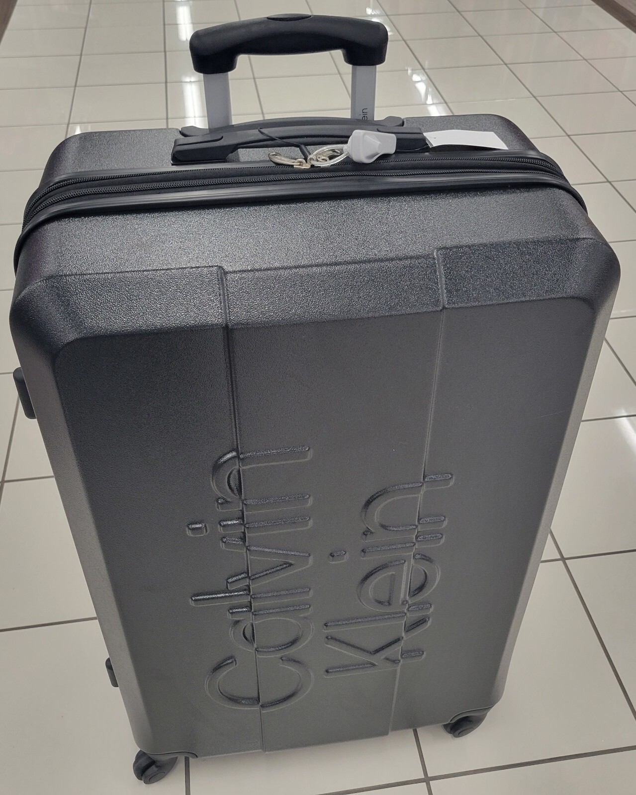 $140 New Calvin Klein Bowery 28" Hard Case Luggage Black Spinner Large Check In