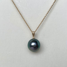 11.2x11.9mm Oval Black Green Tahitian Pearl Pendant 18k Solid Yellow Gold