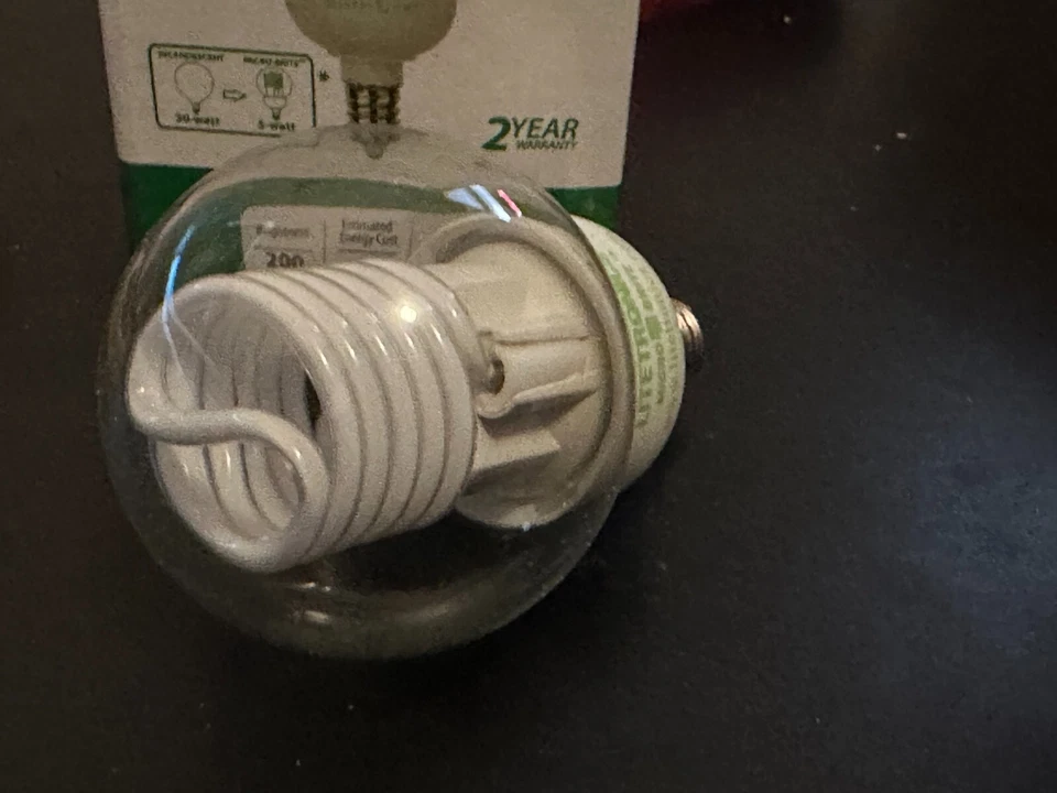 LITETRONICS 5W CLEAR G16.5 SPIRAL GLOBE  CANDLABRA BASE  (BOX OF 4) - Image 3 of 4