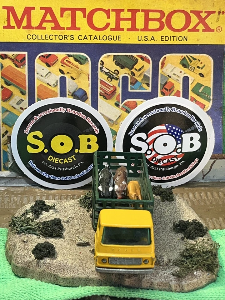 Camión de Estacas Lesney Años 60 Nº 4 Amarillo Diecast con 2 Vacas y 1 Becerro Excelente Estado Foto 3 de 4