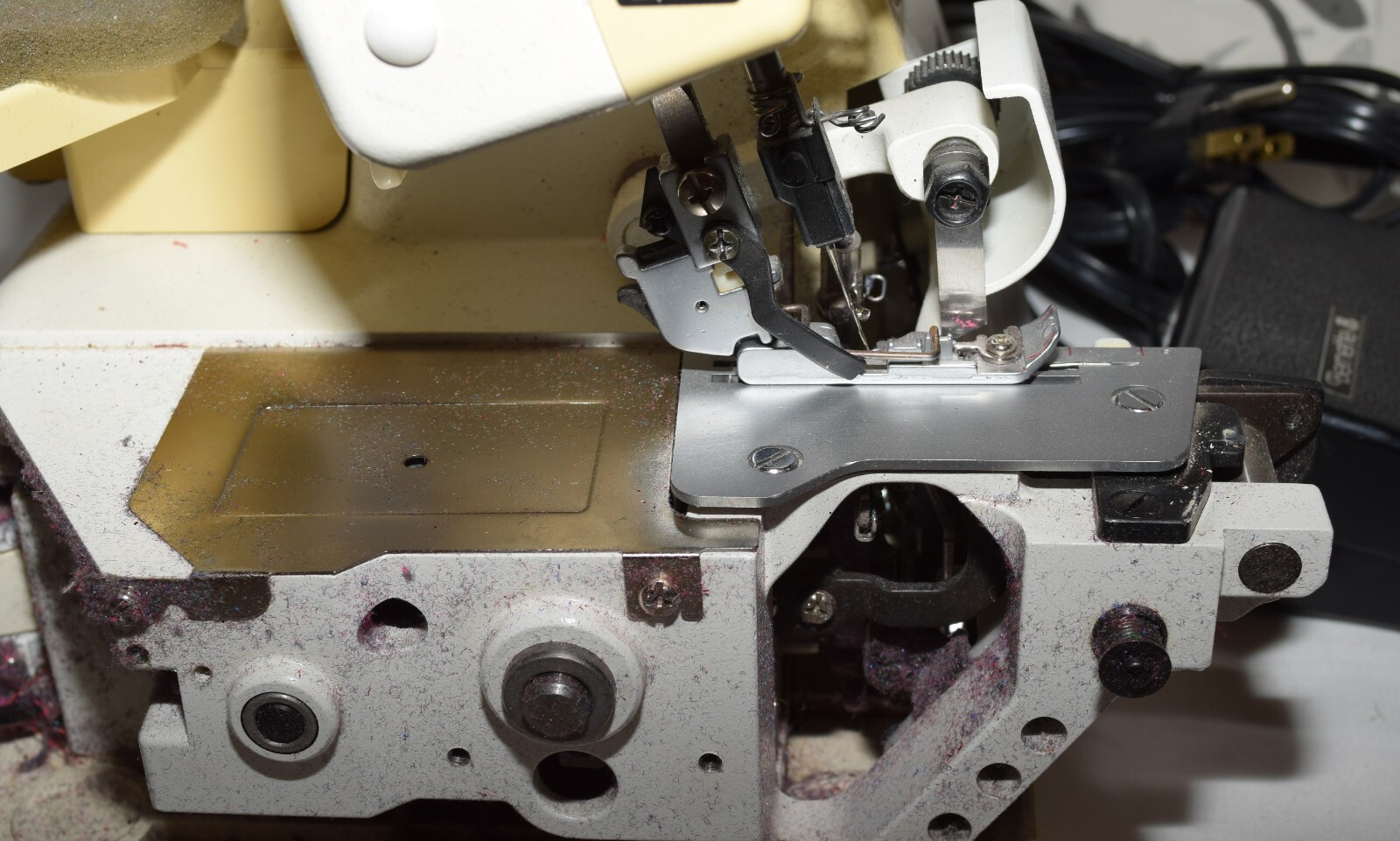 Vintage Bernina 334DS Serger Overlock Sewing Machine Made in