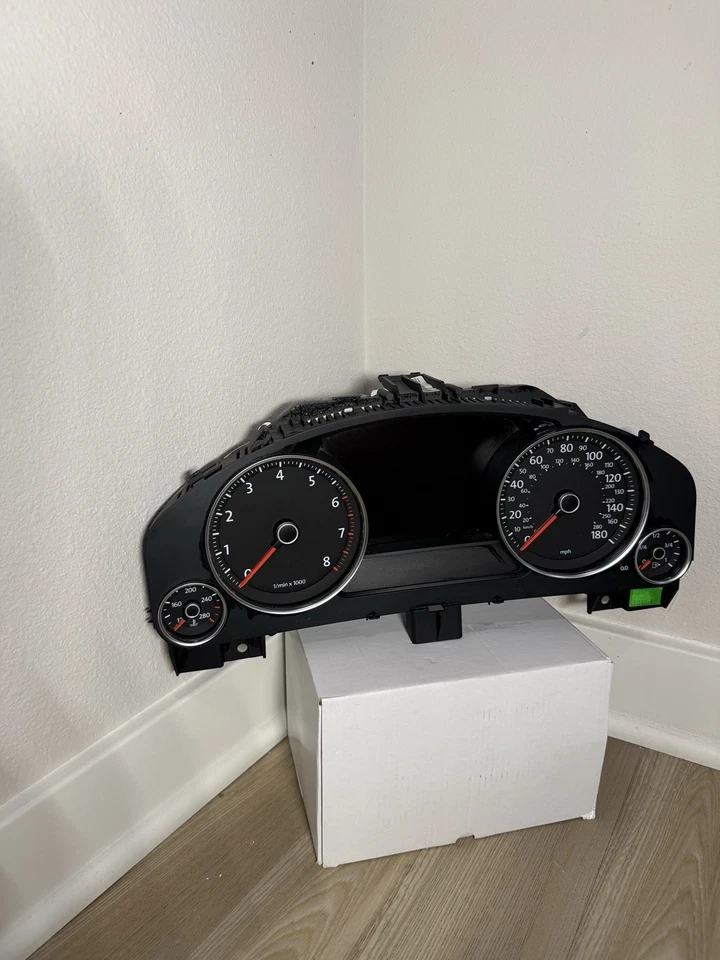 2011-2016年大众Touareg速度表 — 第 4/4 张图片