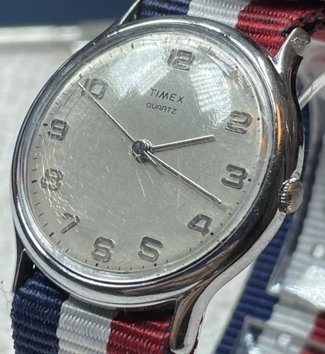 Vintage 1981 Timex Quartz Men's Watch – Silver Tone Dial on Red White Blue NATO