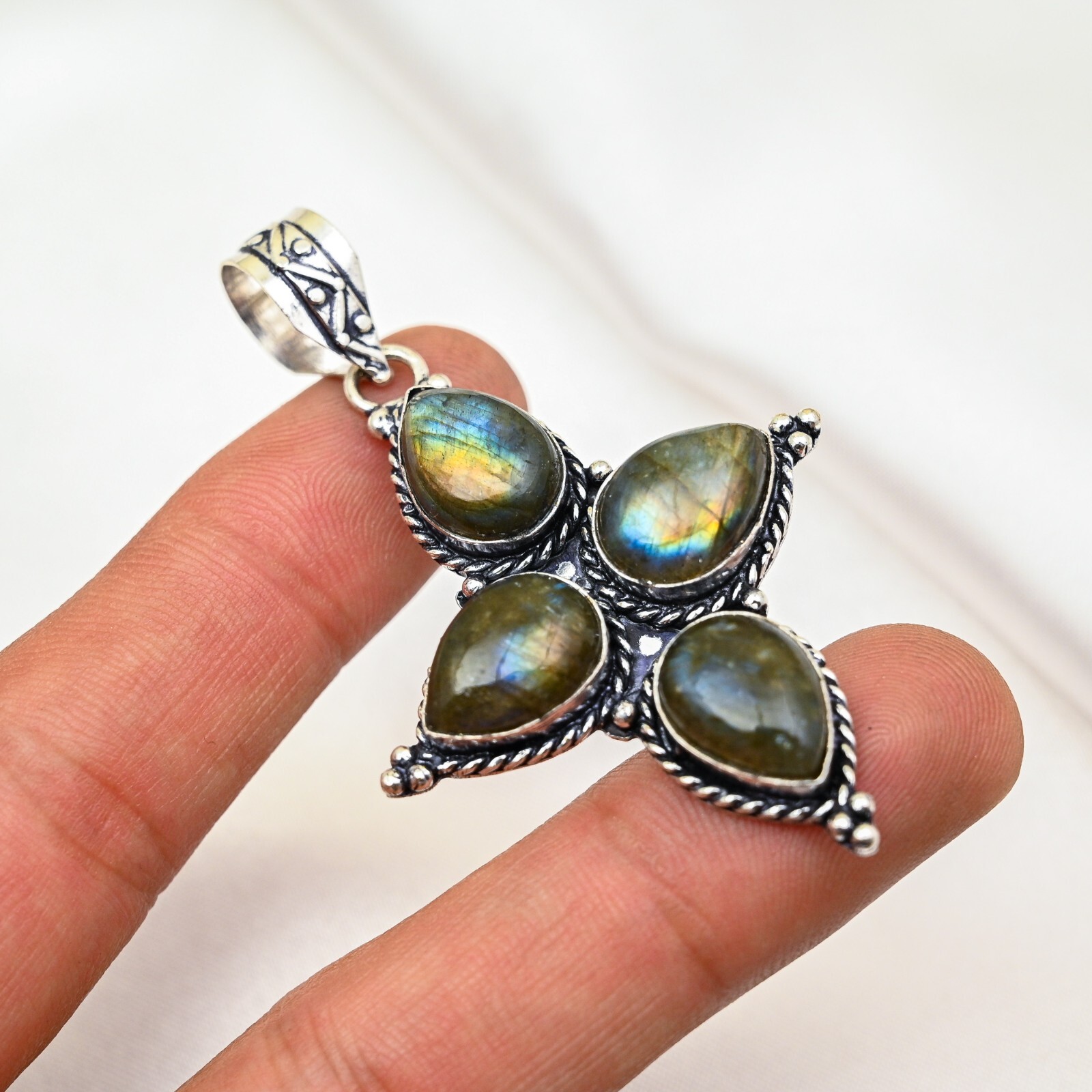 Labradorite Pendant Gemstone Handmade 925 Sterling Silver Jewelry Gifts For Love