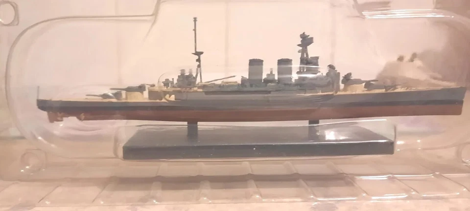 HMS Hood Modle War Ship Small Colletable No Assembly Required Open Grey Box - Image 3 of 4