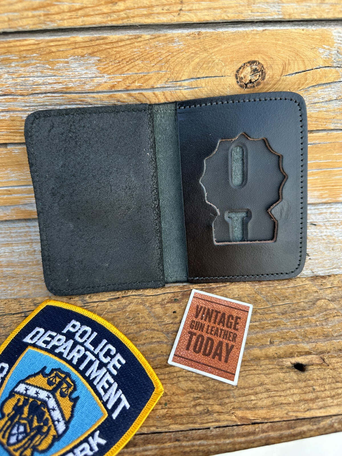 Shield Wallets Inc Plain Black Leather 2 ID Window NYPD Badge Wallet eBay