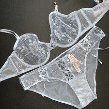 Victoria's Secret unlined 32D BRA SET S Panty BABY BLUE silver white Embroidered