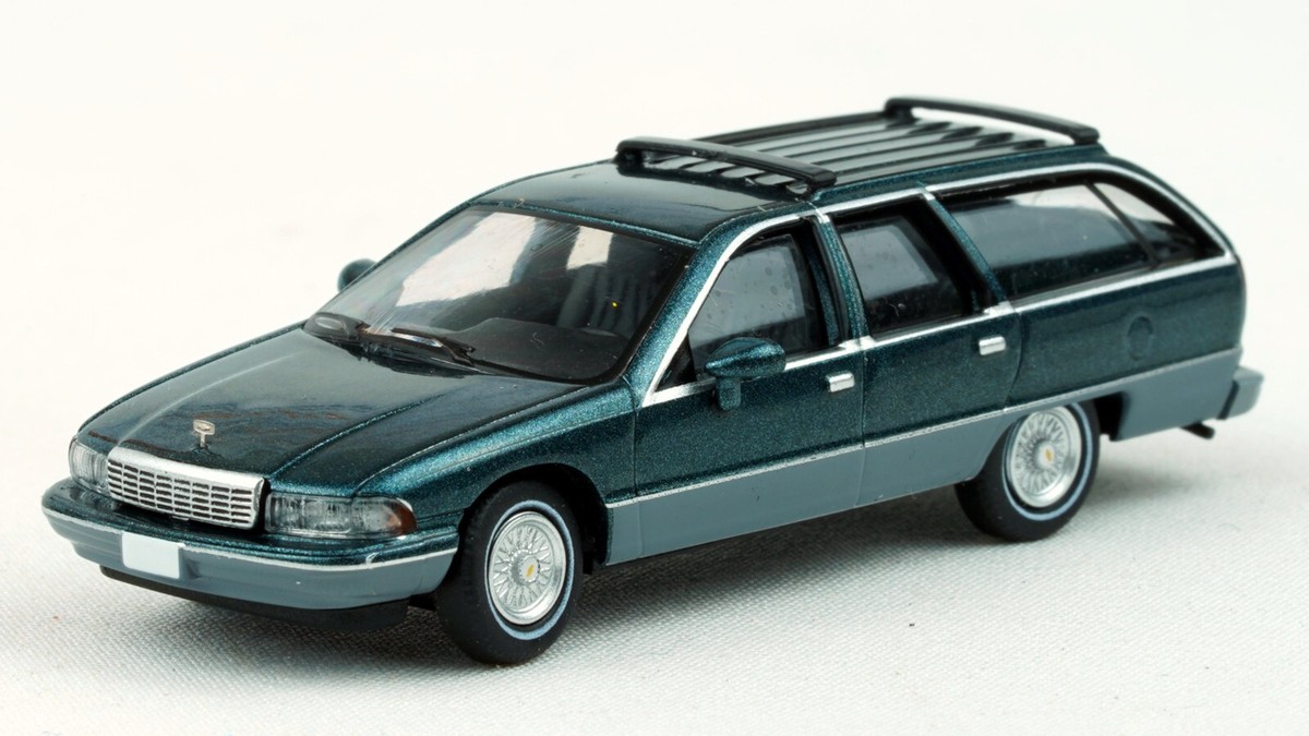 PCX87 1991 Chevrolet Caprice Wagon - Metallic Green 1/87 PCX870454