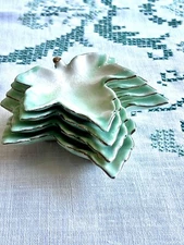 MCM Stacking Green & Gold Maple Leaf Nesting Trinket Dishes Yucca Valley Calif
