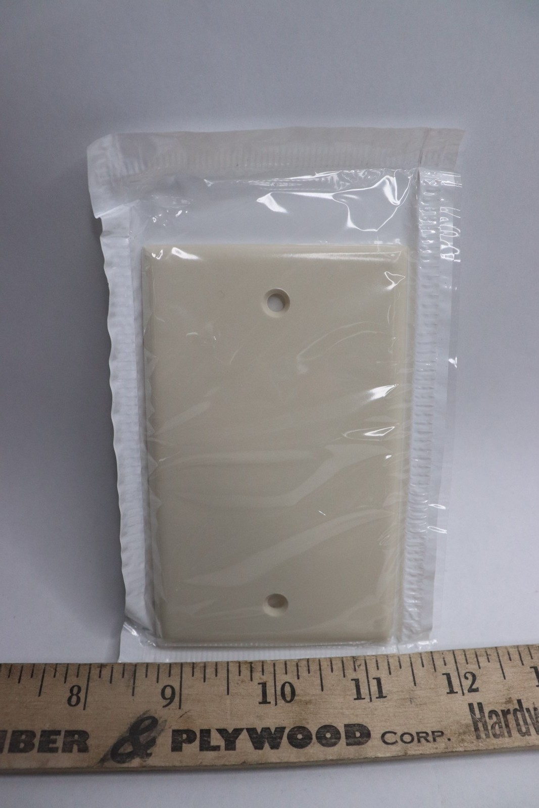 Rectangle Light Almond 000-78014