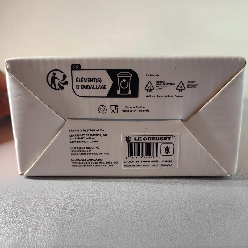 Juego de saleros y pimenteros Le Creuset en forma de corazón naranja rojo Foto 4 de 4
