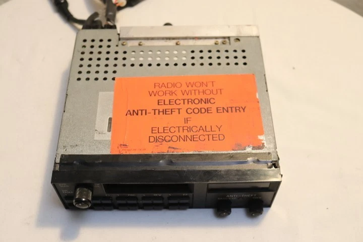 OEM Peugeot 405 RADIO Stereo CASSETTE Car Parts Replacement- NOT TESTED Vintage - Image 4 of 4