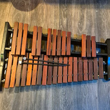Ludwig Wooden Xylophone Bar Mallet Percussion Instrument w/ 2 Mallets