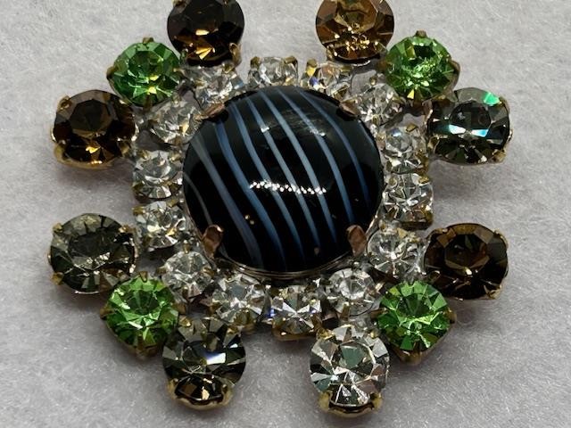 STUNNING LARGE VINTAGE STYLE CZECH RHINESTONE BUTTON