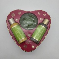 Vintage Victorias Secret PEAR GLACE 3-Piece Bath Set Heart Shaped Tin Gift Box