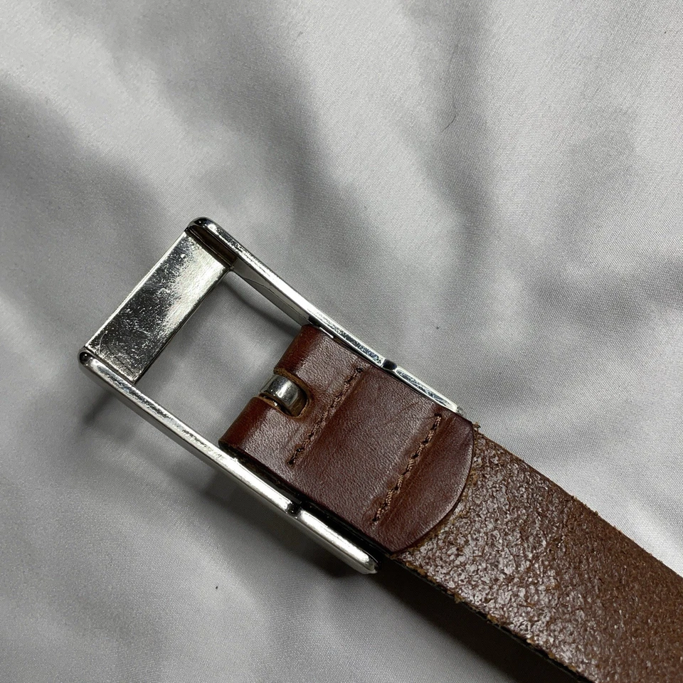 Cinto de couro masculino NFL Green Bay Packers 36 asas de águia logotipo marrom em relevo - Imagem 3 de 4