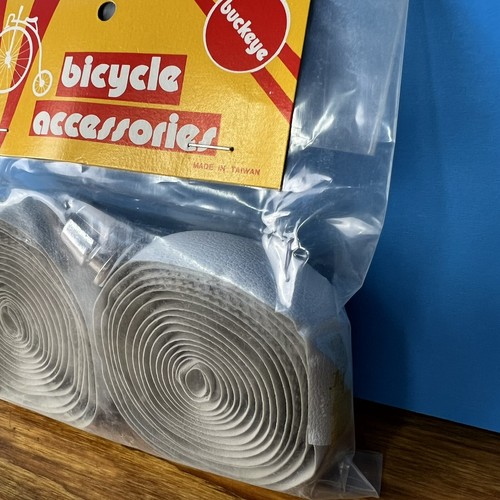 BICYCLE HANDLEBAR TAPES & PLUGS SOLID WHITE FITS SCHWINN & OTHERS VINTAGE NOS - Picture 2 of 11